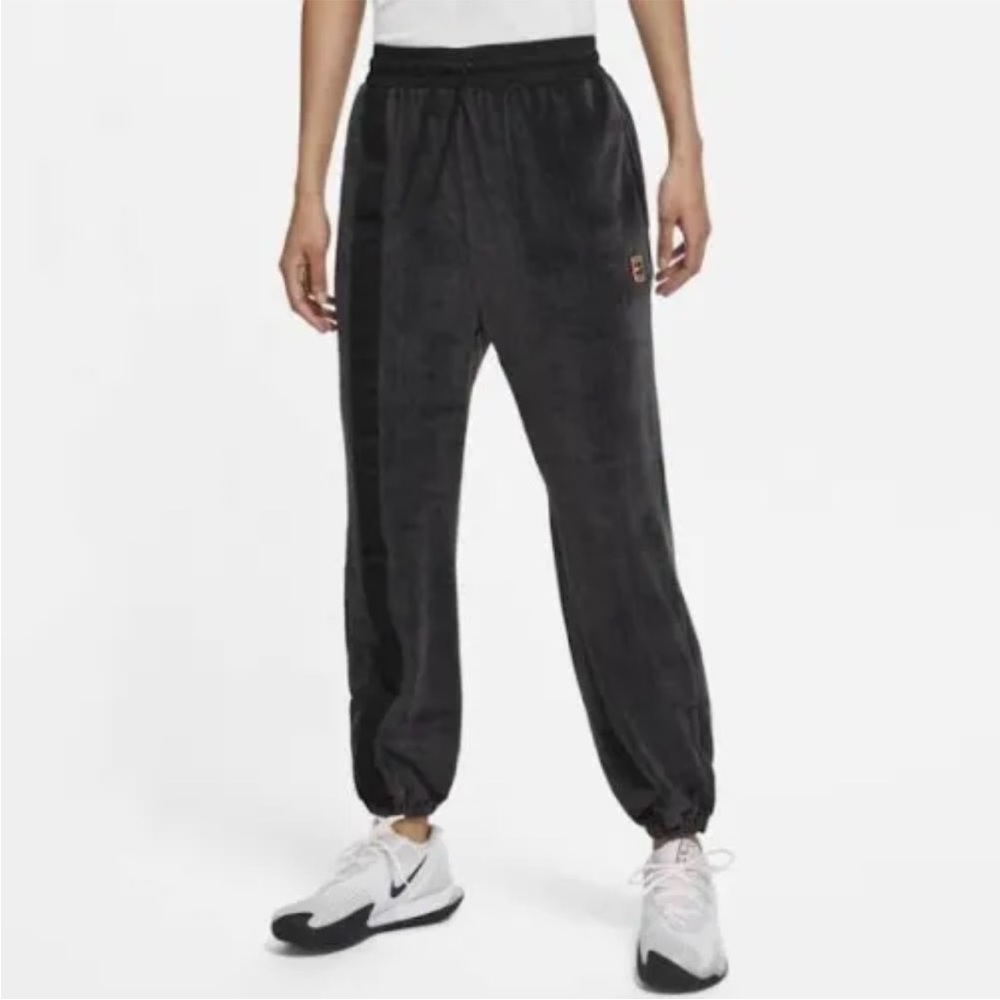 Nike Tennis velour pants Black XS S nwt pockets zips , high wasted